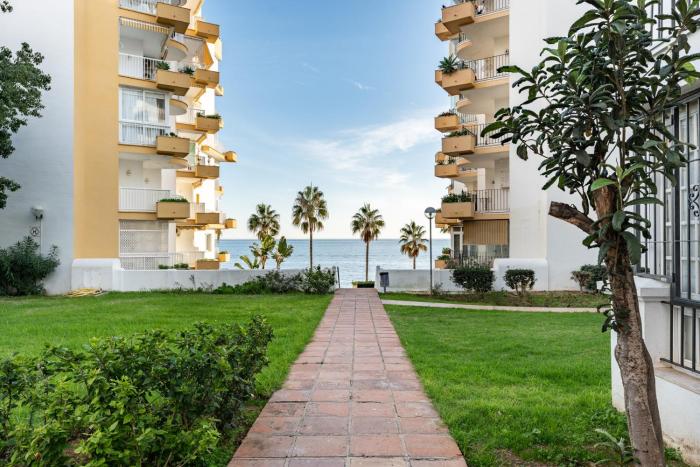 CT 350 - Faros Marbella Beachapartment - perfect beachconection