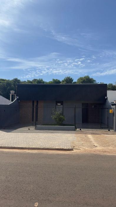 Conforto e aconchego em excelente localização em Foz