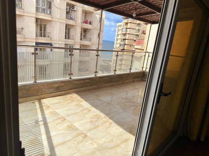 دوبليكس فاخر فيلا للايجار مفروش في ارقي اماكن لوران