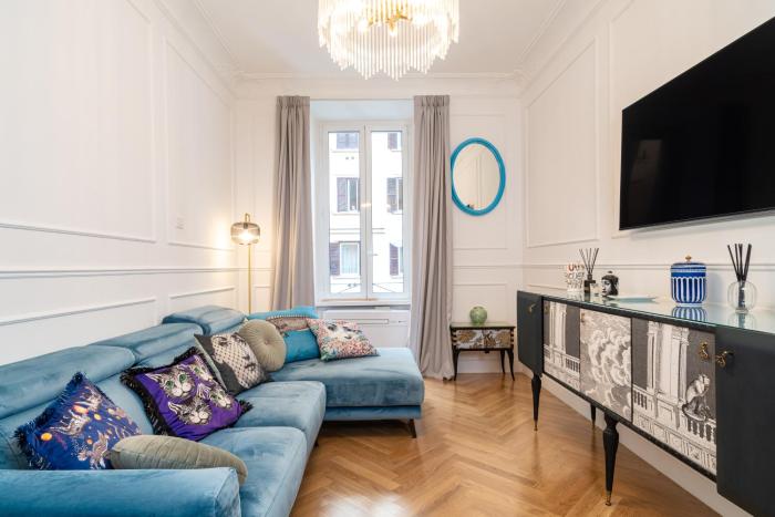 Vatican Boutique RHome