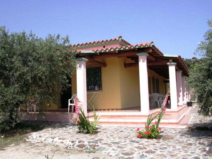 Villa degli Ulivi e delle Rose