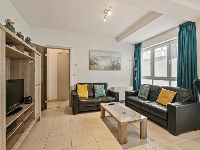 Apartment in Blankenberge near the Marina