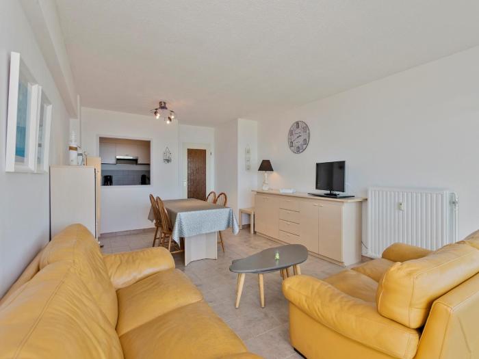 Apartment in Blankenberge near the Beach