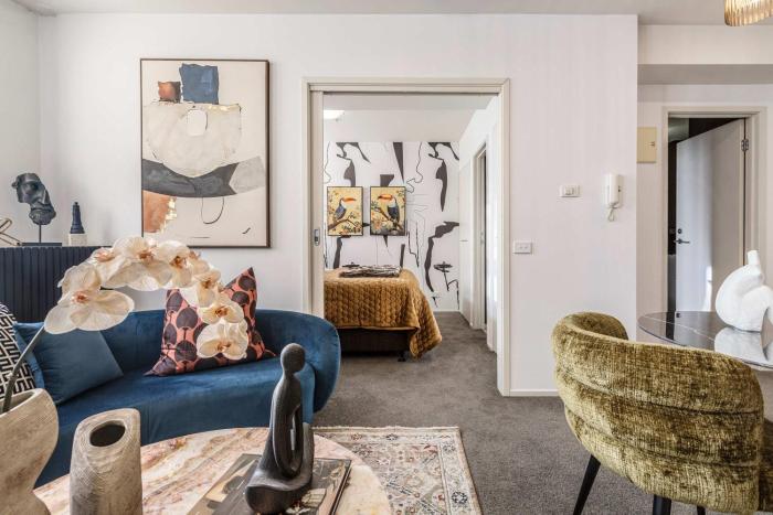 VAQUAY The Gilded Nook In Melbourne CBD