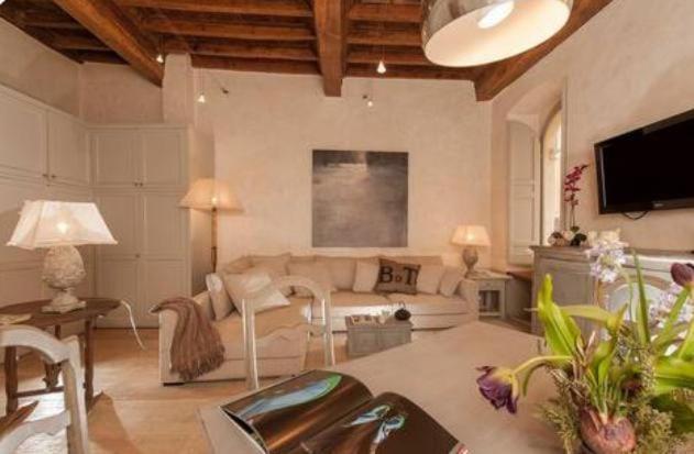 Sophisticated apt near Navona square