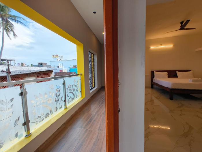 EESHA Inn - A Premium Home stay Near Temple