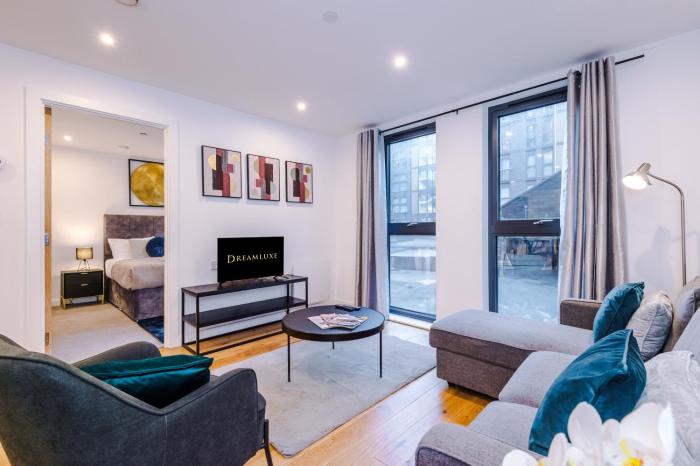 Arden Suite, Cosy, Stylish Stay with Fast Wi-Fi, Sleeps 4