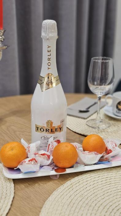 Crystal Family Apartment