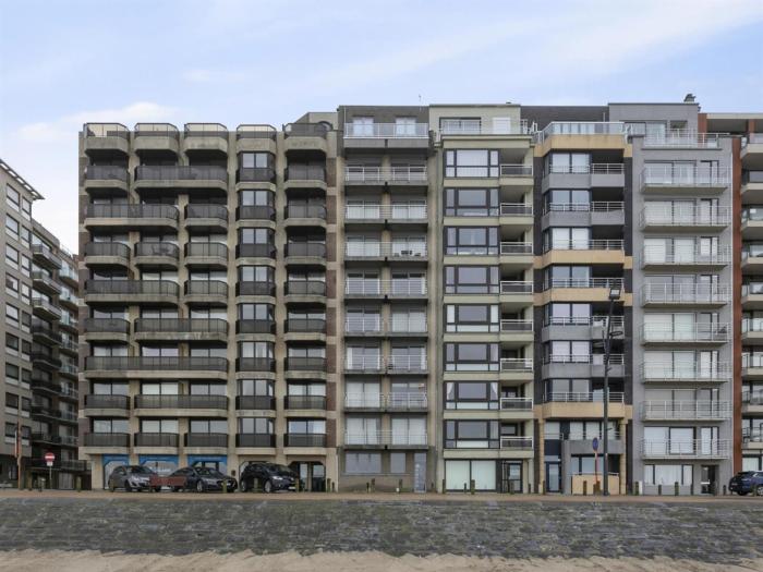 Apartment in Blankenberge near the Beach