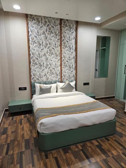 Dashrath inn near Ram Mandir