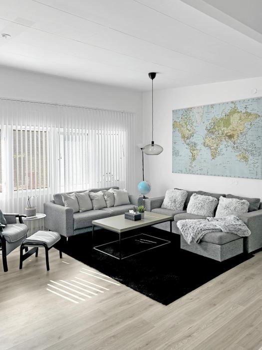 Villa with 3 Bedrooms, Private Patio and Free Parking Malmo
