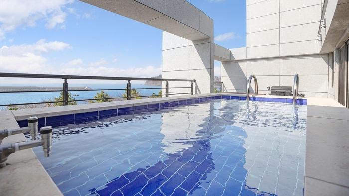 Namhae Annyeong Noeul Pool Villa