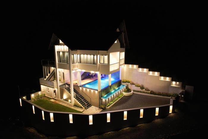 Vagamon Paradise by Whitetrip