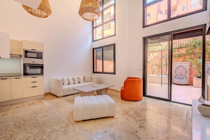 Duplex Le Majorelle, Res devant le jardin, piscine