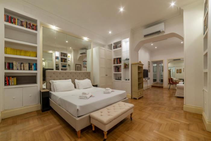 The Mirror Suite next to Spanish Steps