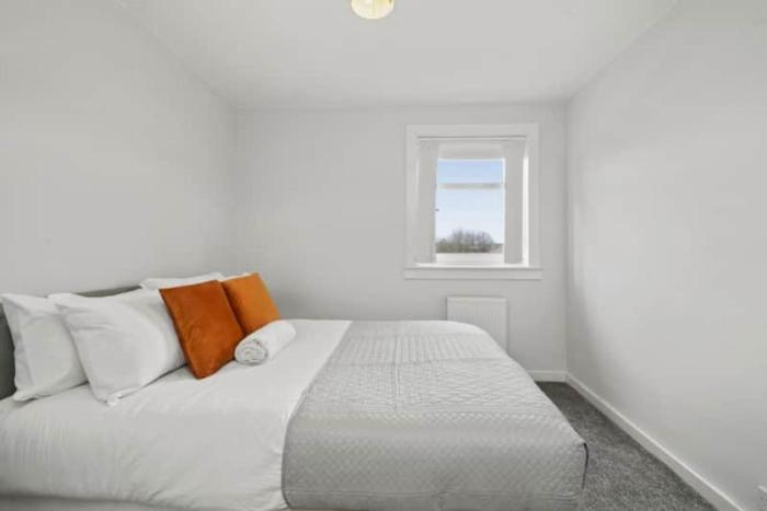 BridgeCity Hidden Gem in the heart of Falkirk Roughland house Stirlingshire