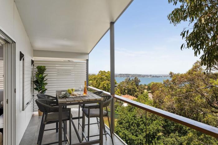 Sunlight Ridge House