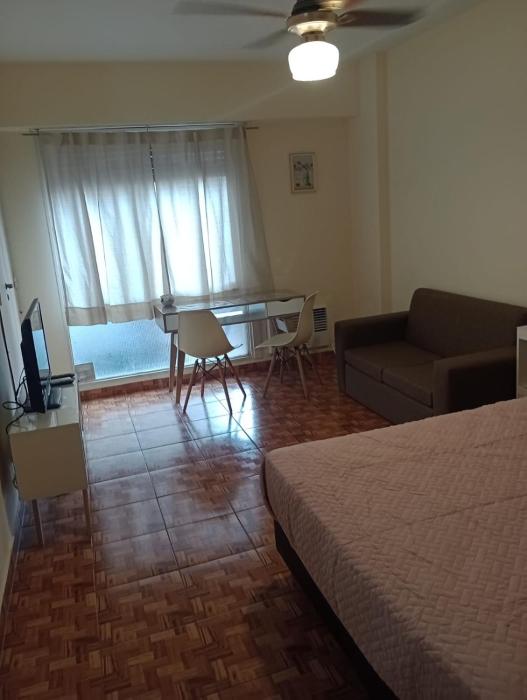 Centro ,Cómodo Monoambiente sobre Avenida Callao