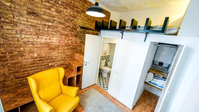 Double Studio Old Town - Architectural Gem with Modern Flair