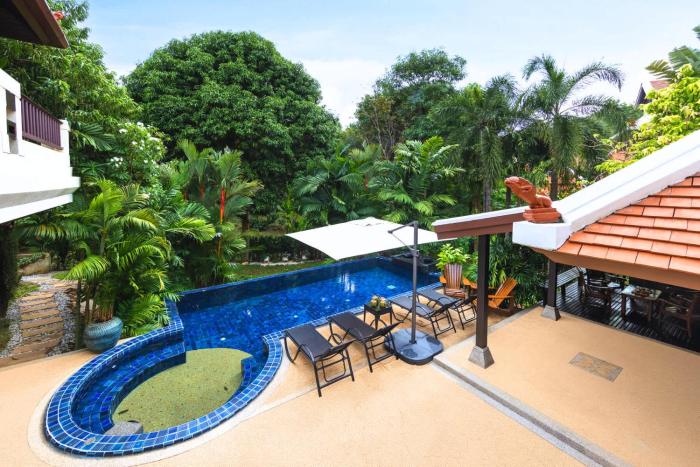 Meraya Villa with Private Pool Near Nai Harn Beach