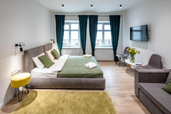 Apartments on Staroyevreiska Street