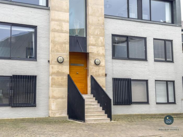 Cockleshells - Modern apartment in Swanage