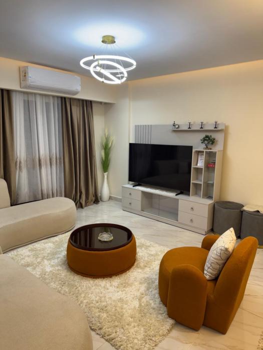 Modern and Cozy Apartment - Great Sunlight