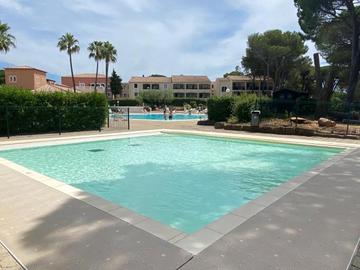 Appartement cote pinede 1 chambre