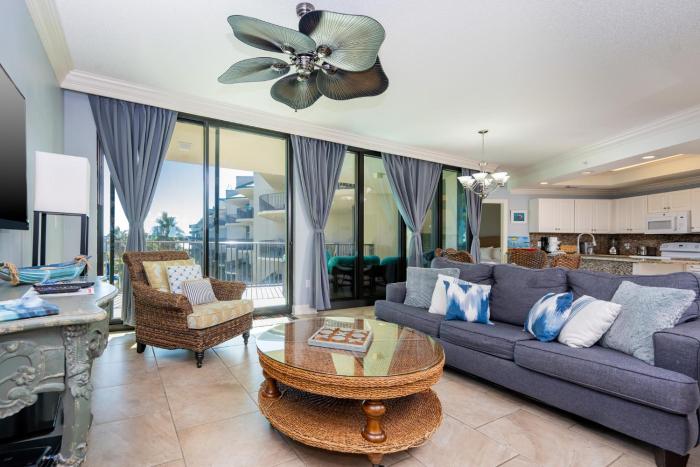 Phoenix on the Bay 1419 condo