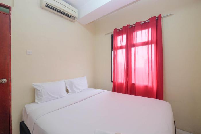 Nice and Comfy 1BR Apartment at MT Haryono Residence By Travelio