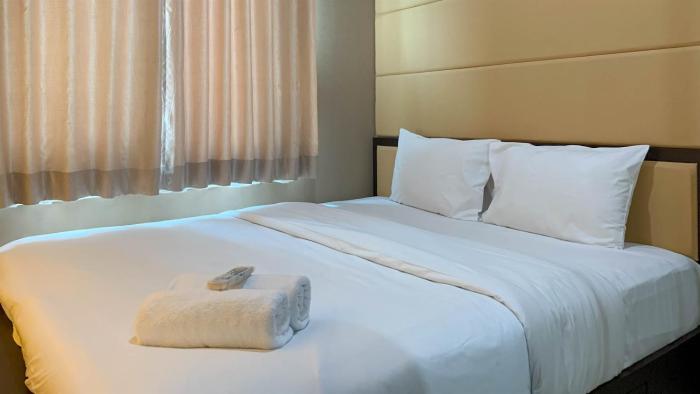 Nice and Comfort 1BR at Sky Terrace Apartment By Travelio