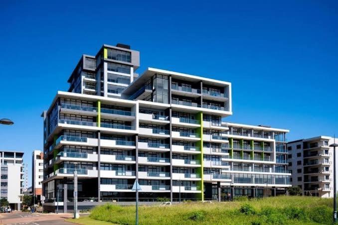 203 Marina Bay Luxury Apartments Suite, Umhlanga