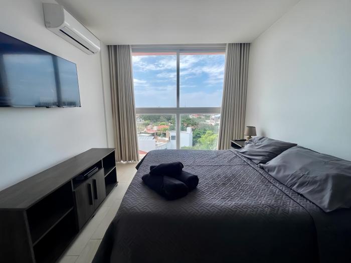 Apartamento de 1 Dorm por Los Cusis y Avenida Beni