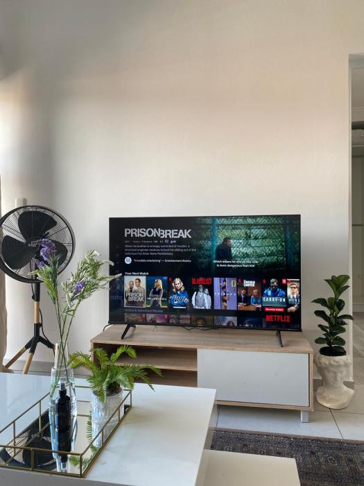 Tranquil bryanston apartment