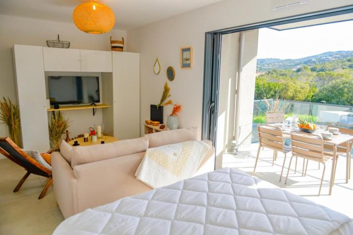 Marion - Agosta beach by foot Cozy - by TGB