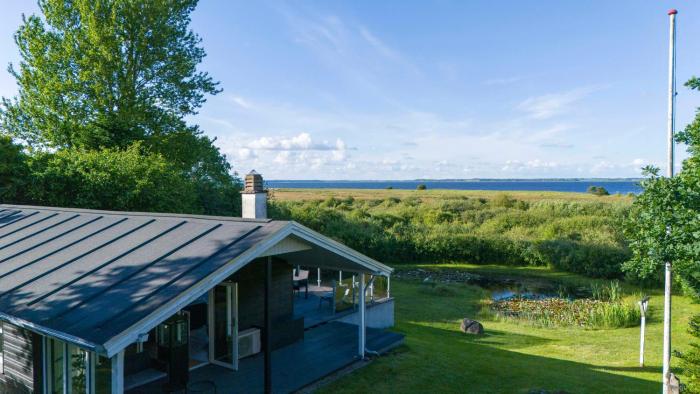 Panoramic View And Terrace In Charming Home