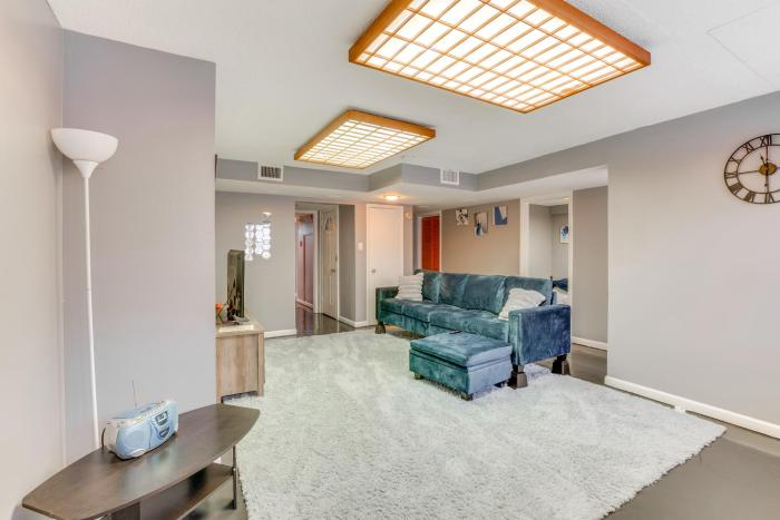 Steps to Lincoln Park Spacious Apt in Jersey City