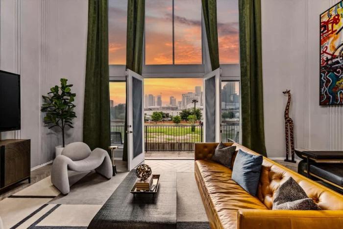 City Views Apartment - Near Minute Maid Park & Toyota Center