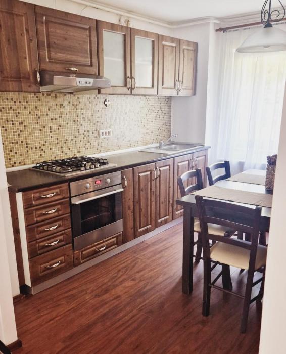 The Mountain View Apartment