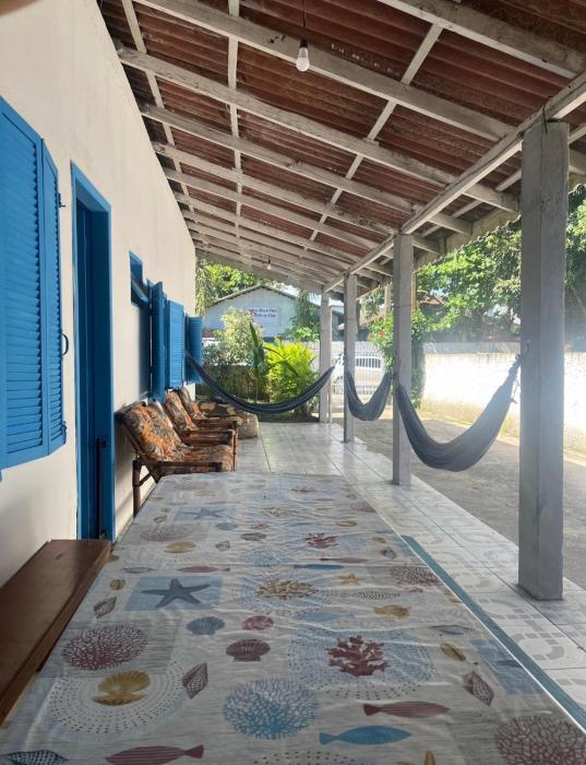 casa de praia em Itapoá SC a uma quadra da praia
