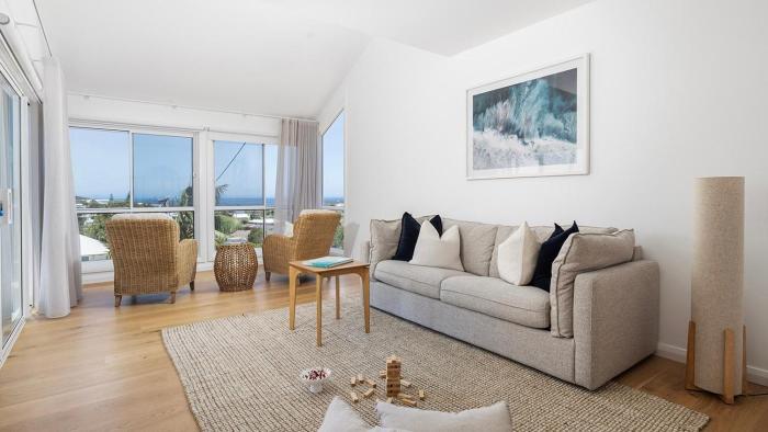 Sea Essence on Kingsley - Heated Pool and Stunning Views