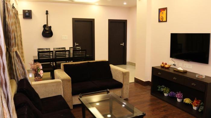 URBAN NEST - 3BHK Serviced Home Stay