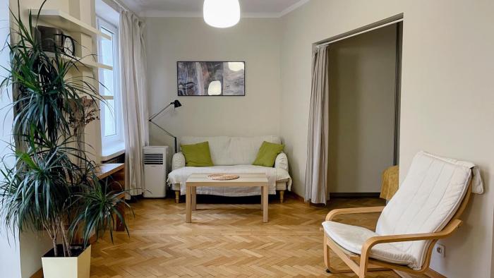 Elegant Apartment - City Center, near Old Town