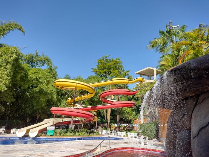 Golden Dolphin Grande Hotel Caldas Novas - ACHEI FERIAS - Com Roupa de Cama