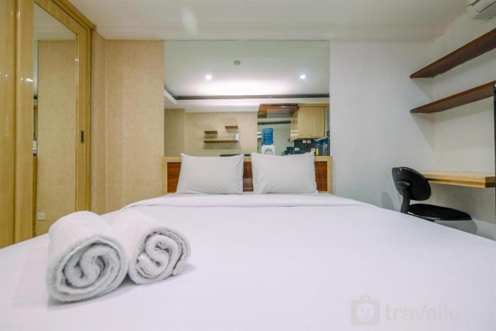Cozy and Simply Studio at Kebagusan City Apartment By Travelio