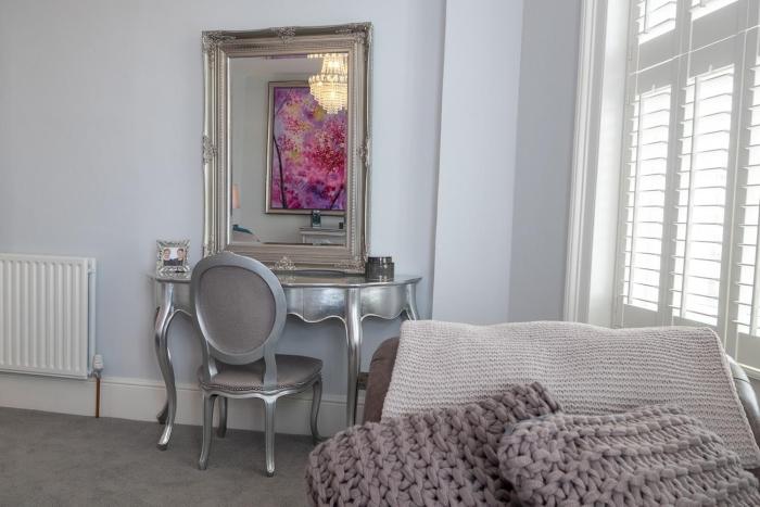 Beautiful Regency flat by Sea