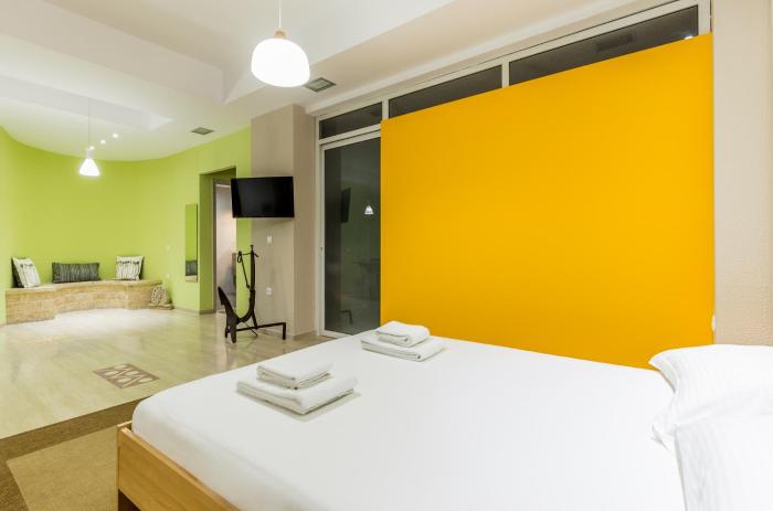 Comfort Kolonaki Stay - Piano & Art