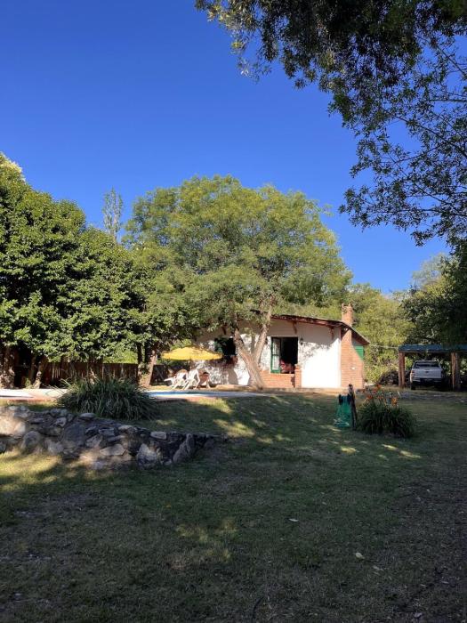 Cabaña para Grupos en Córdoba Piscina y Asador