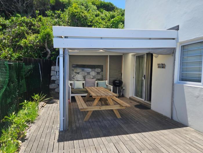 Ibis 1 in Cape St Francis Resort