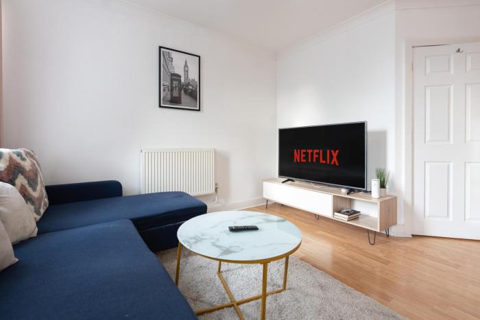 Unique city center apartment with free parking